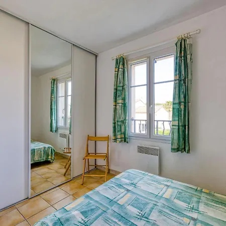 Les Grandes Bleues 3 By Interhome